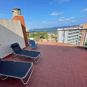 tico-con-terraza-a-100-metros-de-la-playa-port-aventura.catalonia-hotels.com/