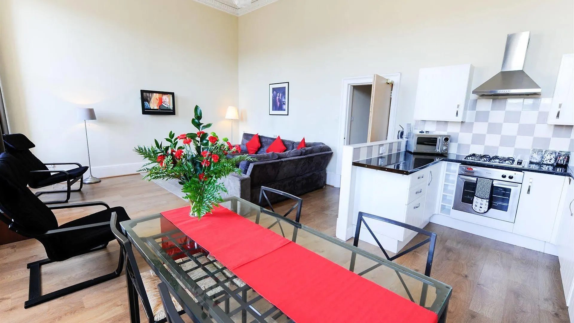 Southside Apartments By Destination Edinburgh