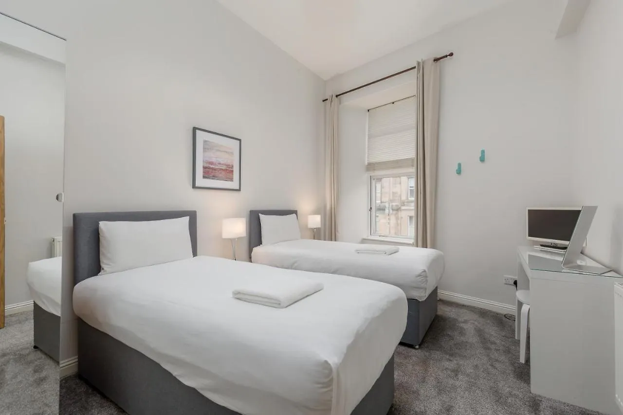 Southside Apartments By Destination Edinburgh 0*,