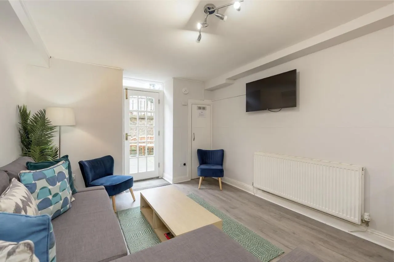 Southside Apartments By Destination Edinburgh 0*,